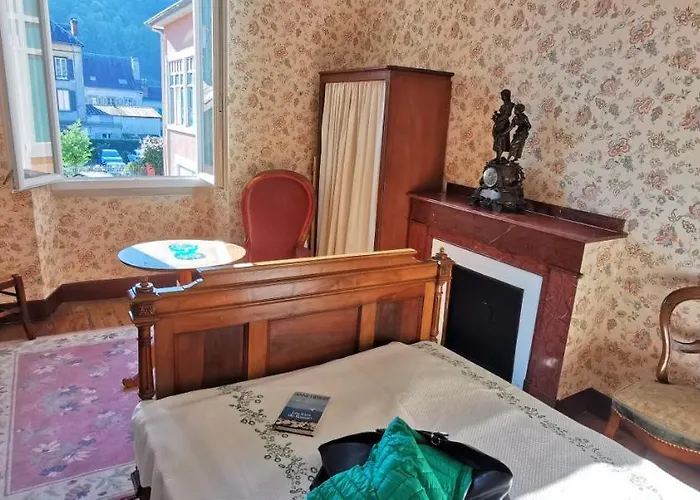 Ana * Bagneres-de-Bigorre