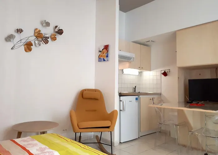 Ana * Bagneres-de-Bigorre