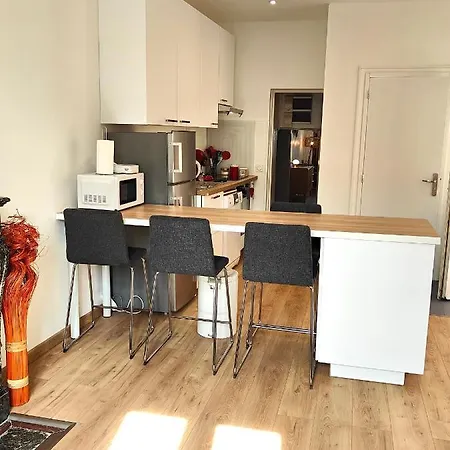 Ana Bagnères-de-Bigorre